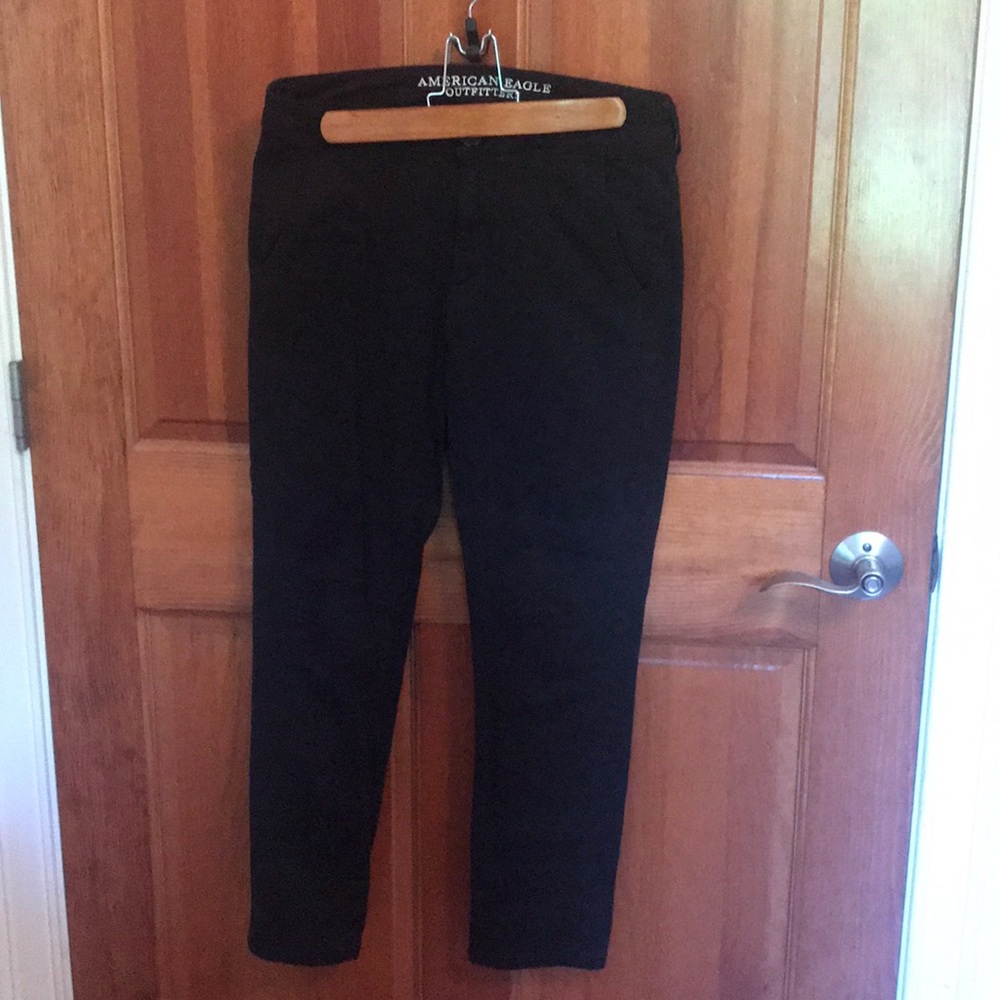 American Eagle Capris!